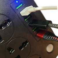 Удлинитель с заземлением 2 м, плоский, 3 розетки EU_UK_US, 5 USB портов,Type C,T05, &quot;MAXIMUM&quot; MX 148 оптом